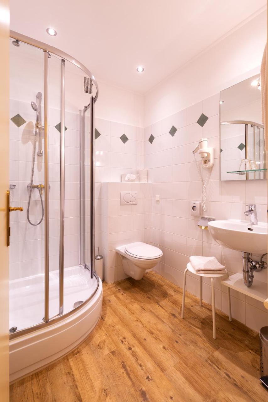 Donauhof - Hotel Garni ويسنكرخن ان دي المظهر الخارجي الصورة